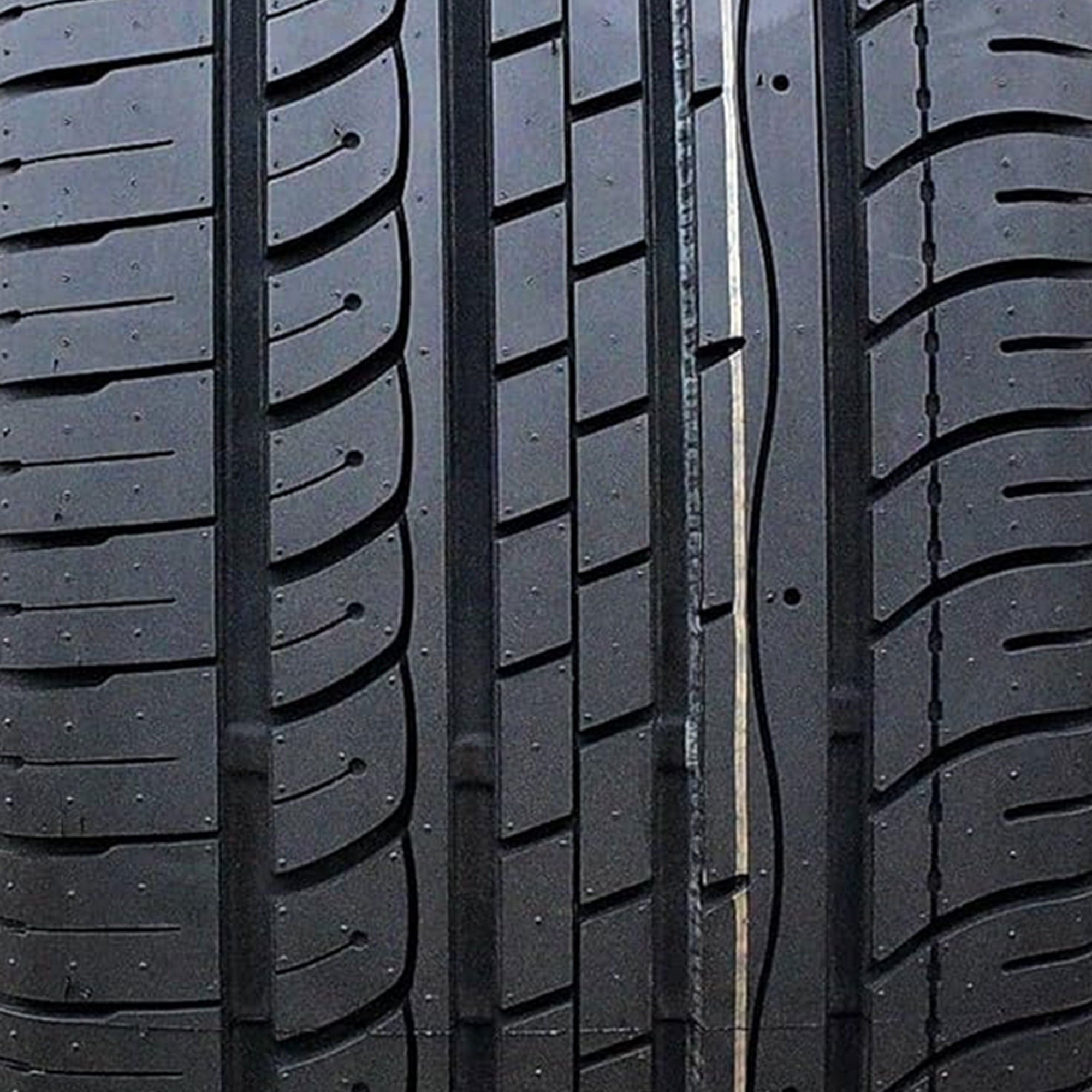 Fullrun F7000 All Season 245/45ZR20 103W XL Passenger Tire