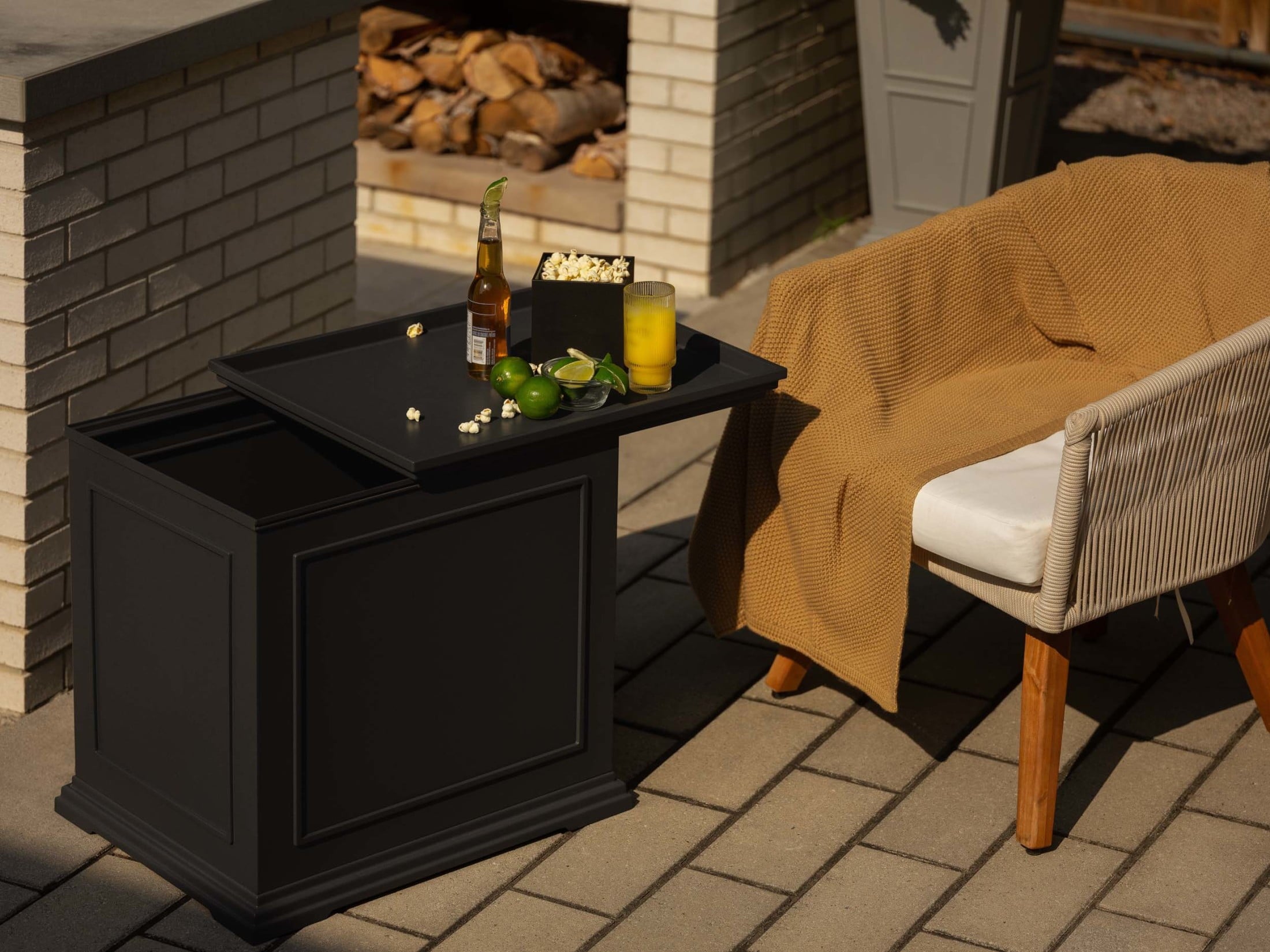 Veradek 2-in-1 Tray and Storage Table – Black