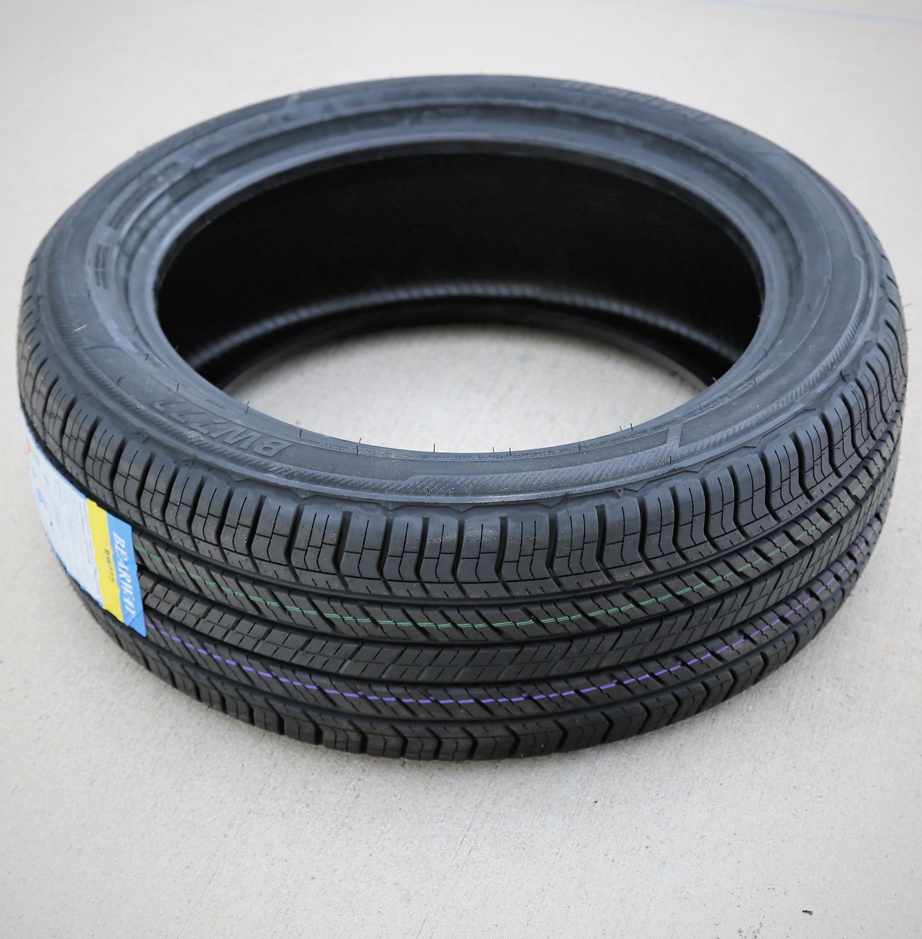 Bearway BW777 215/50R18 92V a/s All Season Tire