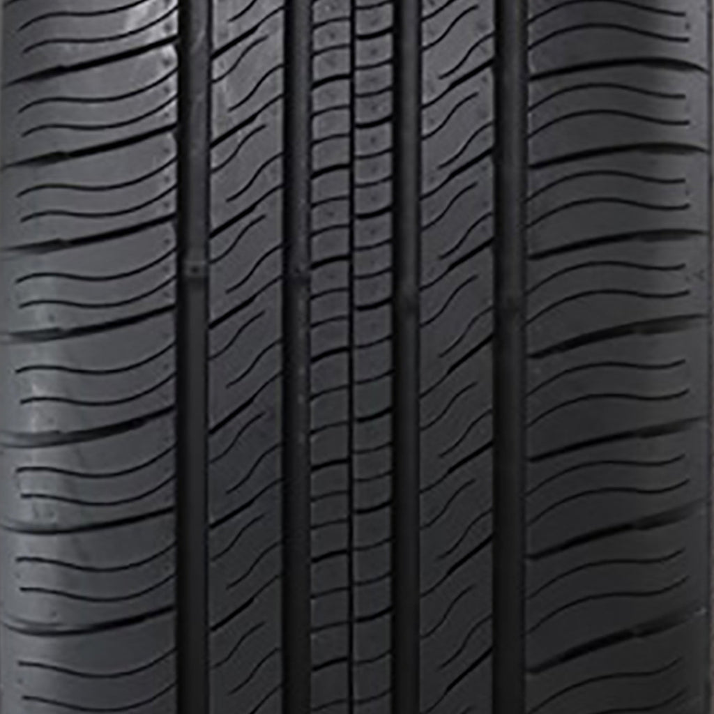 GT Radial CHAMPIRO TOURING A/S 235/55R20 102V